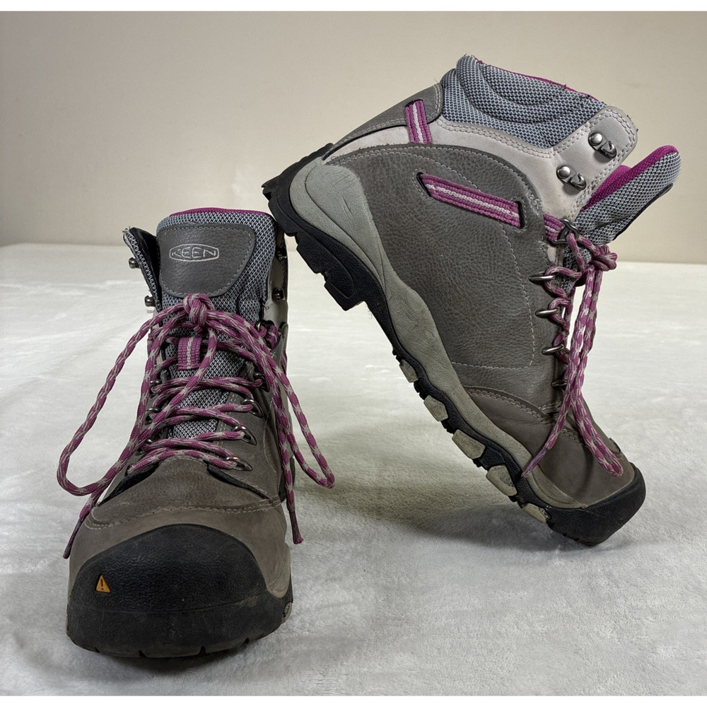 KEEN Mid Waterproof Womens Size 9.5W Hiking Boots Leather Lace Up Purple Charity